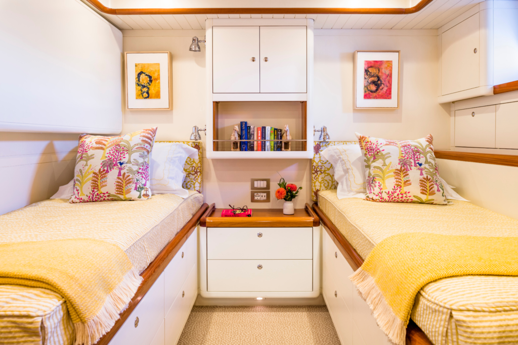 Sailing yacht Nakupenda interior, by Taste Design.