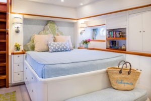 Sailing yacht Nakupenda interior, by Taste Design.