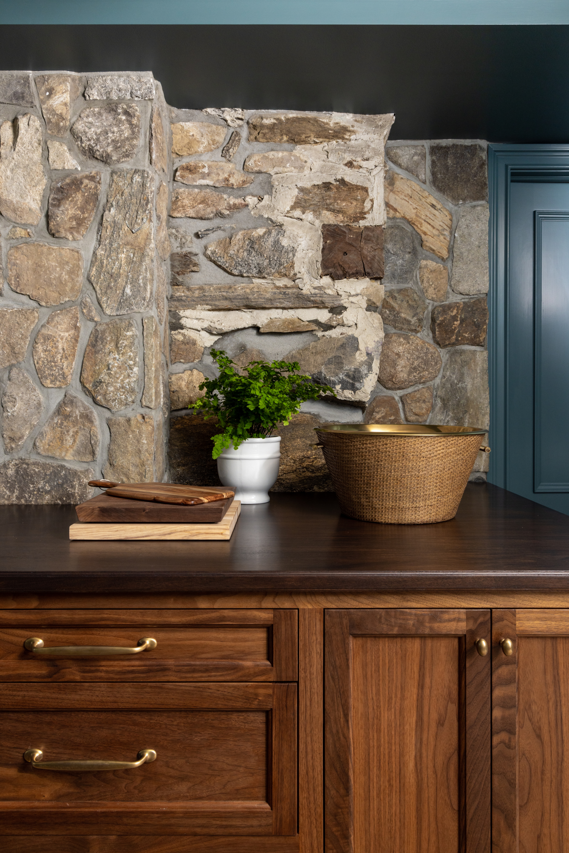 interior design project in Ridgefield CT, mahogany cabinetry in butler pantry