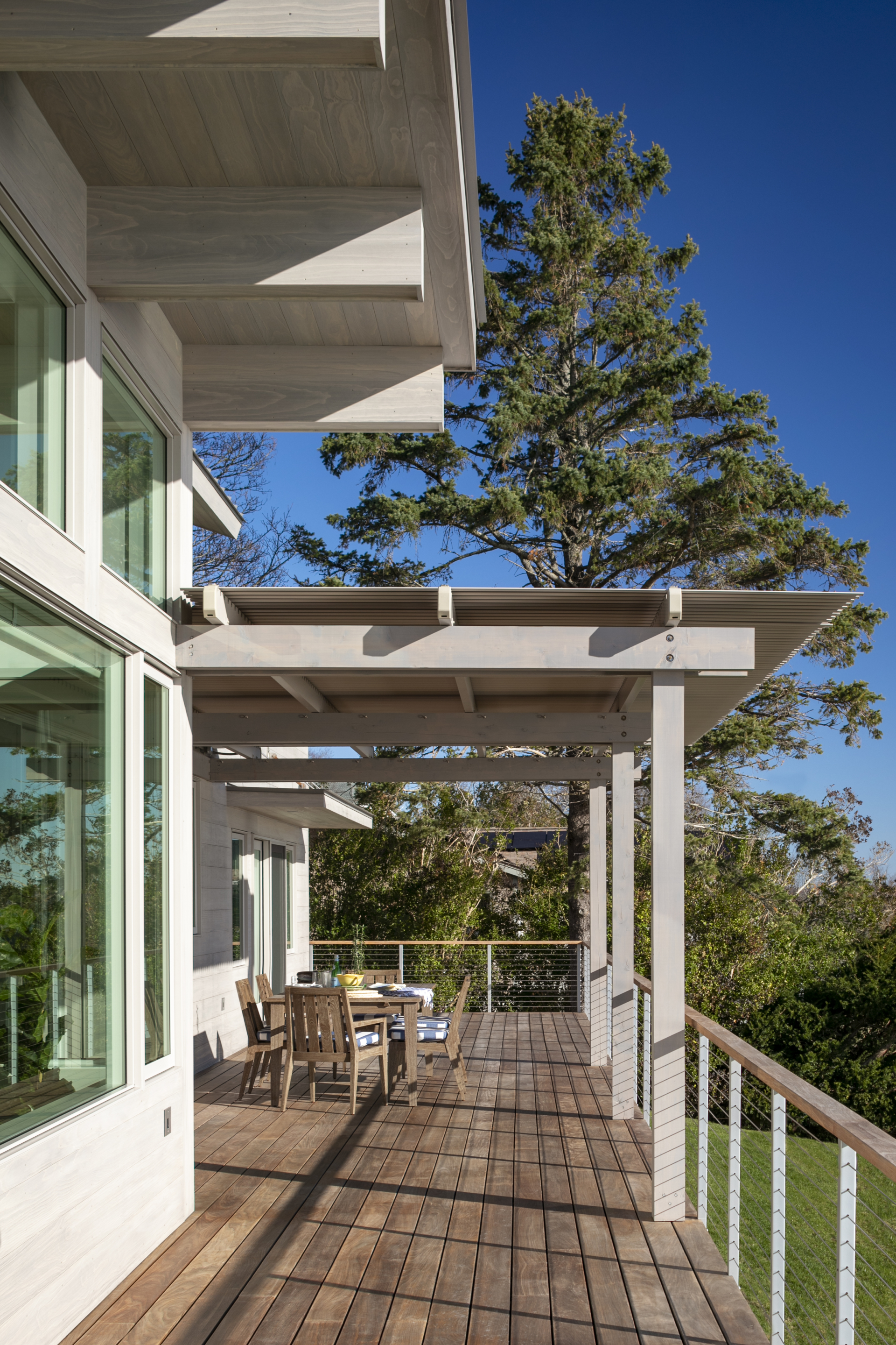 back deck design with outdoor furniture